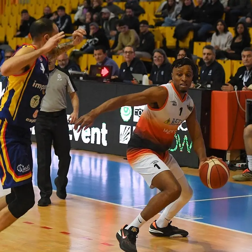 Basket, Viola RC torna alla vittoria: ne fa le spese Catanzaro. Rende si impone su Marigliano\n