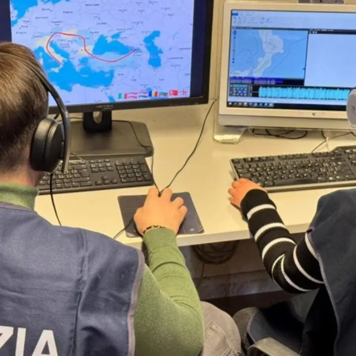 Donne georgiane adescate sui social, portate in Italia con la promessa di un lavoro e poi sfruttate: arresti tra Botricello e Cutro