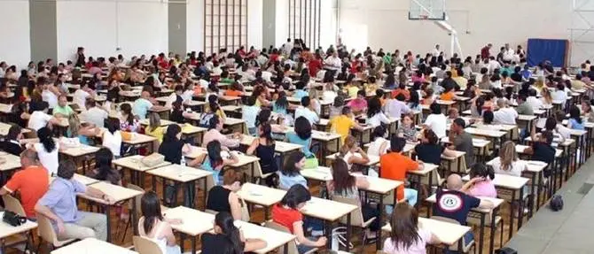 Al via i concorsi per tutte le scuole, si inizia con infanzia e primaria, poi secondaria. Ecco le date delle prove scritte\n