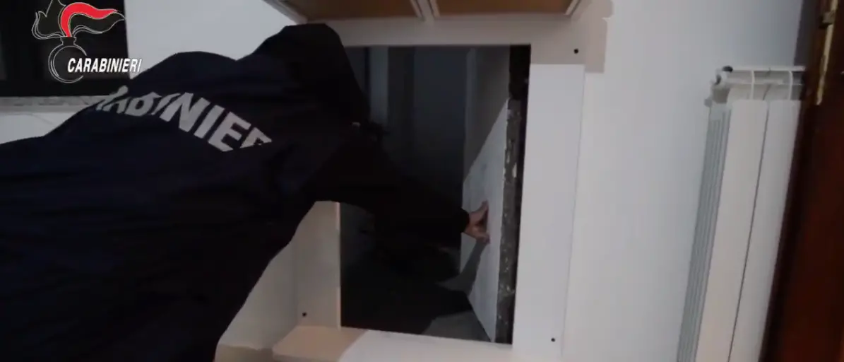 Lo strapotere dei Gallace sul Basso Jonio catanzarese, bocche cucite nella prima tornata di interrogatori