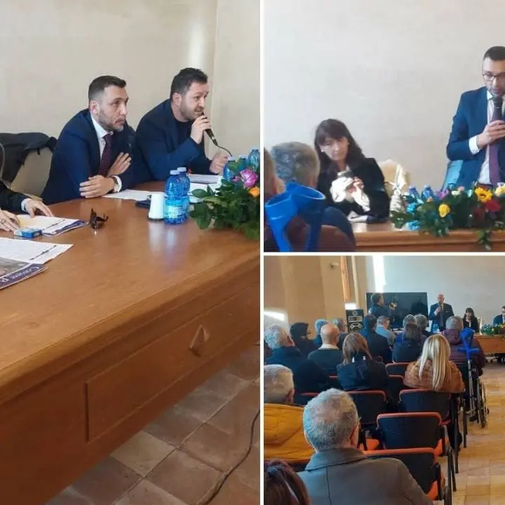 Sanità, incontro tra i sindaci della piana di Gioia Tauro e l'Asp: carenze\u00A0e prospettive al centro dell’iniziativa\n\n\n