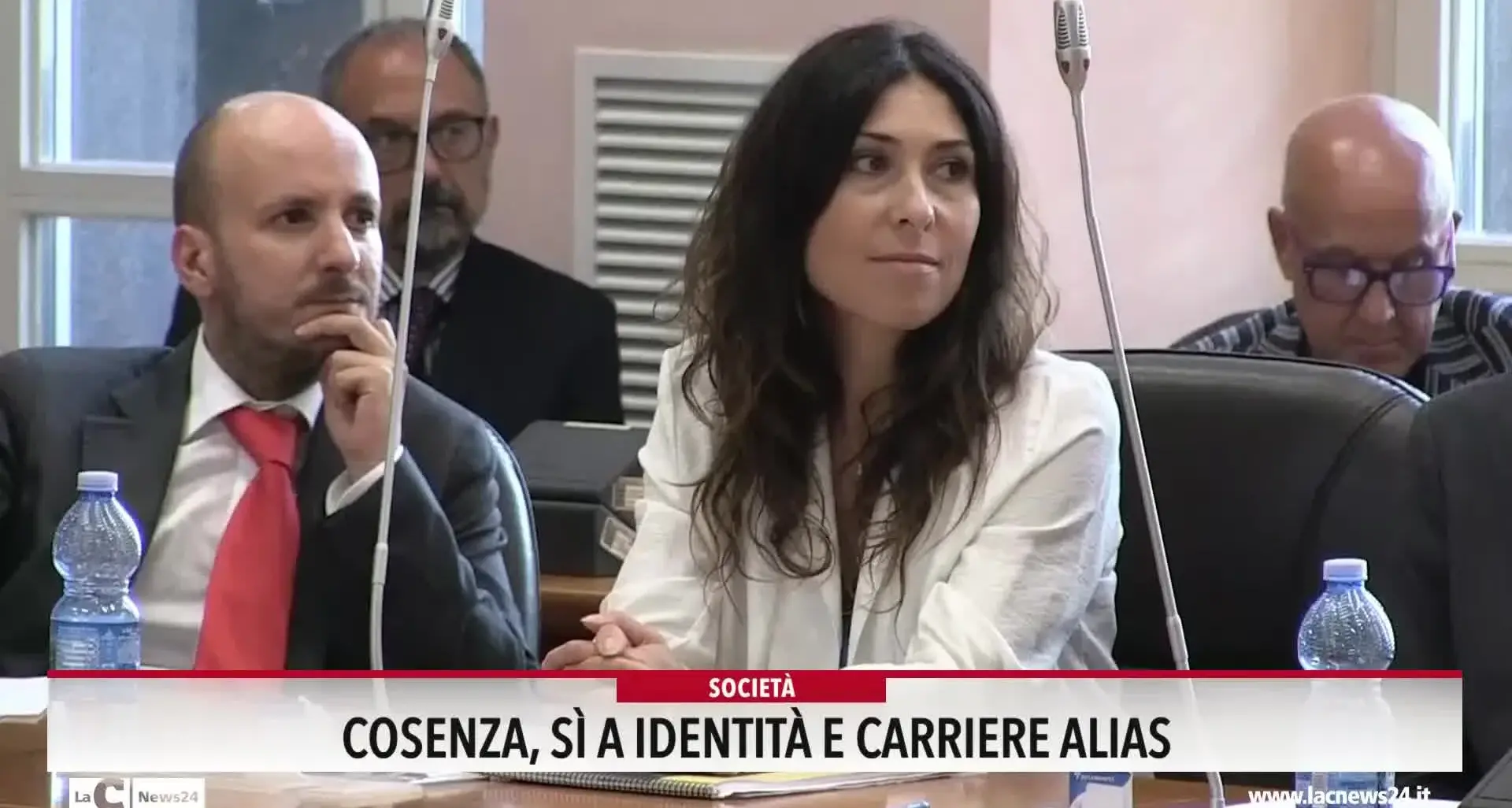 Cosenza, si a identita e carriere alias