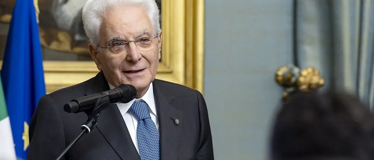 «Fermiamo l’emergenza carceri»: il grido civile di Mattarella che la politica continua a ignorare\n