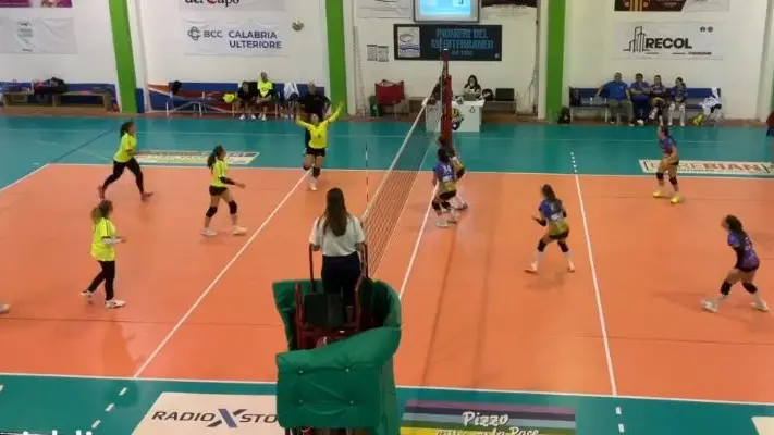 Volley Calabria, gran finale per la prima fase in Serie C femminile: Paola, Cirò, Todosport e Pizzo giocano per il primato