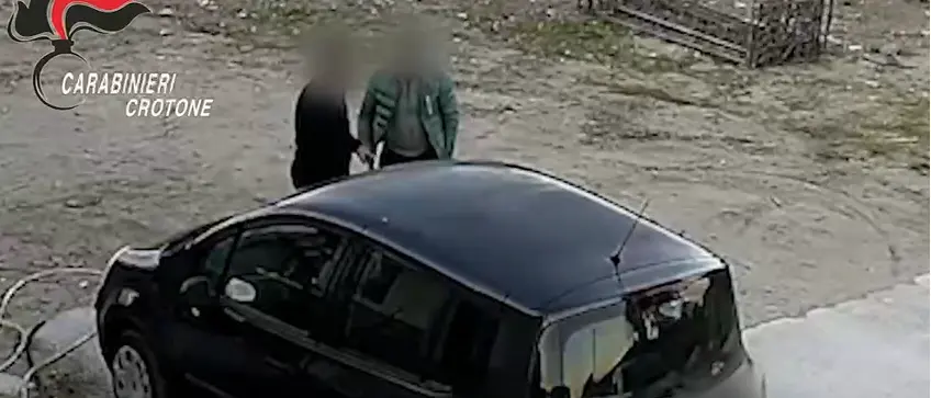 Tentata estorsione con l’aggravante del metodo mafioso, due arresti nel Crotonese\n