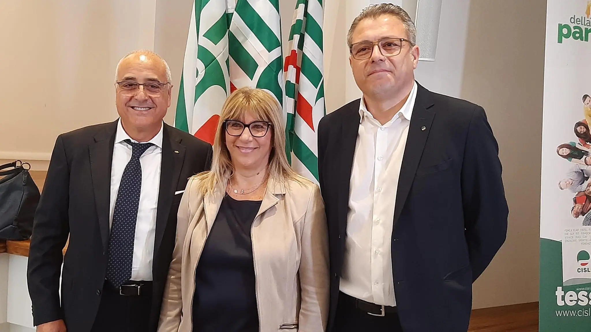 L\\'ex segretario Calabria Tonino Russo, la prossima segretaria generale nazionale Daniela Fumarola ed il nuovo segretario regionale Calabria della Cisl Giuseppe Lav\\u00ECa