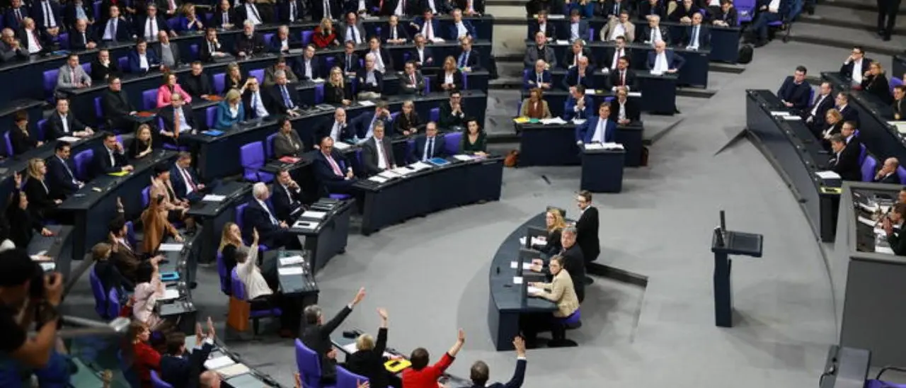 Germania, non passa al\u00A0Bundestag la legge sulla stretta ai migranti\n