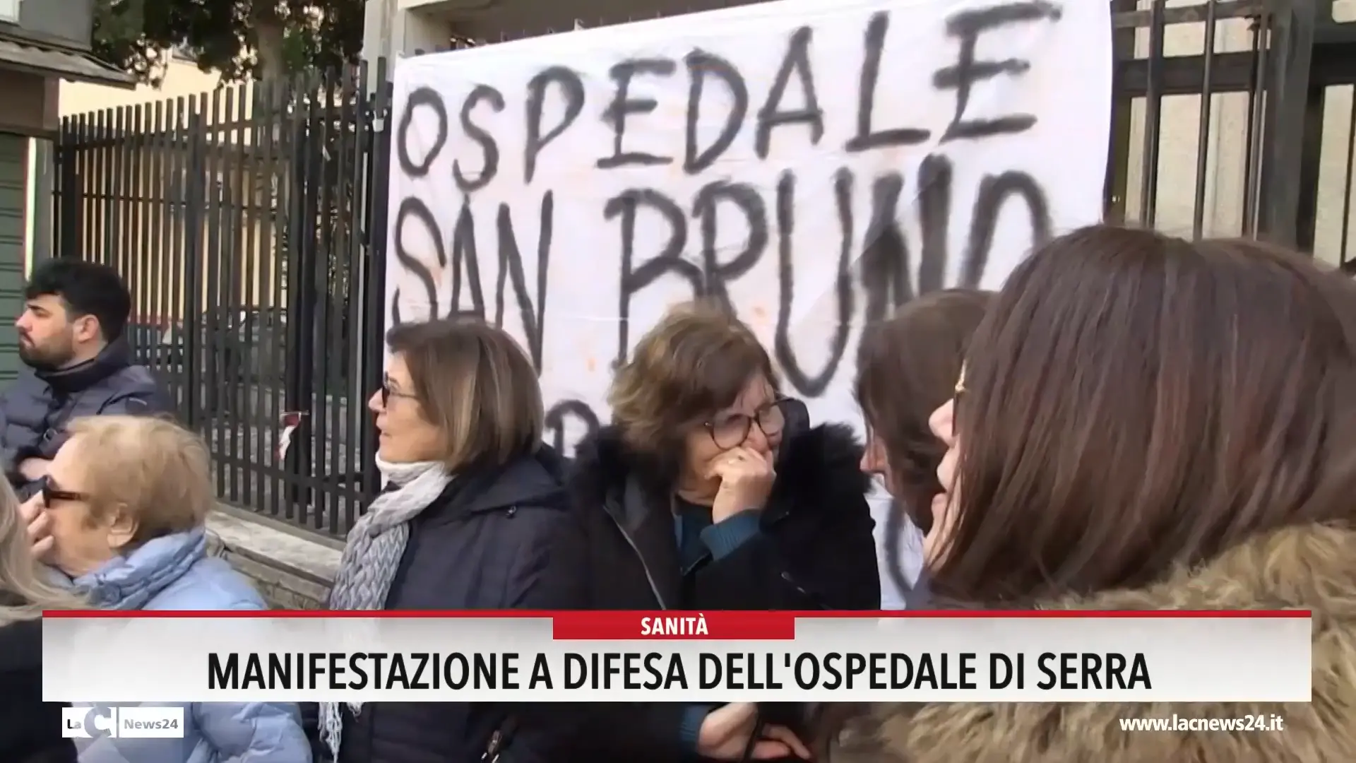 Manifestazione a difesa dell'ospedale di Serra