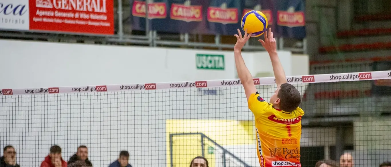 Volley, Callipo e Bisignano cercano gloria in Serie B. E inizia anche la Coppa Calabria: il programma
