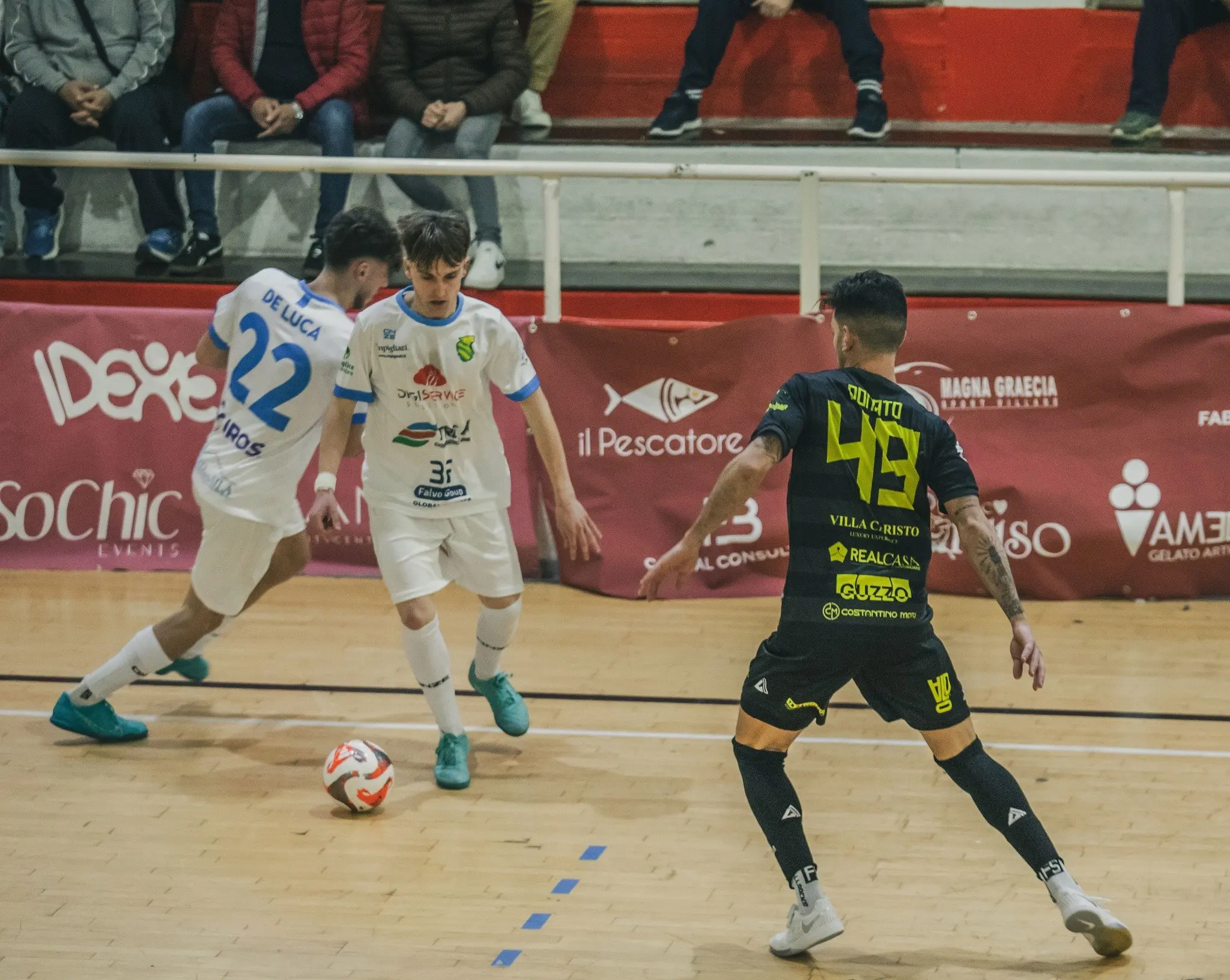 Futsal Calabria, Soverato vince nel derby di Serie B. Nel torneo regionale la Gallinese tiene a bada il Cetraro