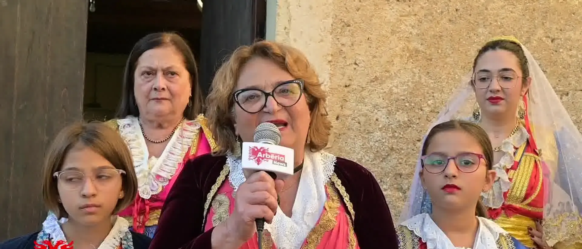 La Valia, rivive a Santa Caterina Albanese l’antica danza che simboleggia il ciclo delle stagioni