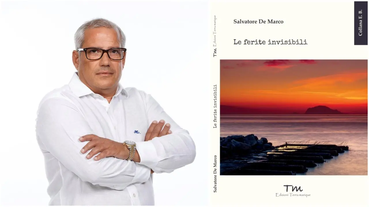 Salvatore De Marco e la copertina del suo libro \"Le ferite invisibili\"