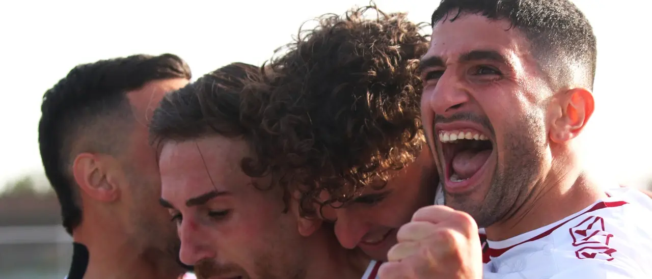 Serie D, cresce l’attesa per lo scontro promozione Reggina-Siracusa. Derby tra Locri e Sambiase, mentre la Vibonese va a San Cataldo