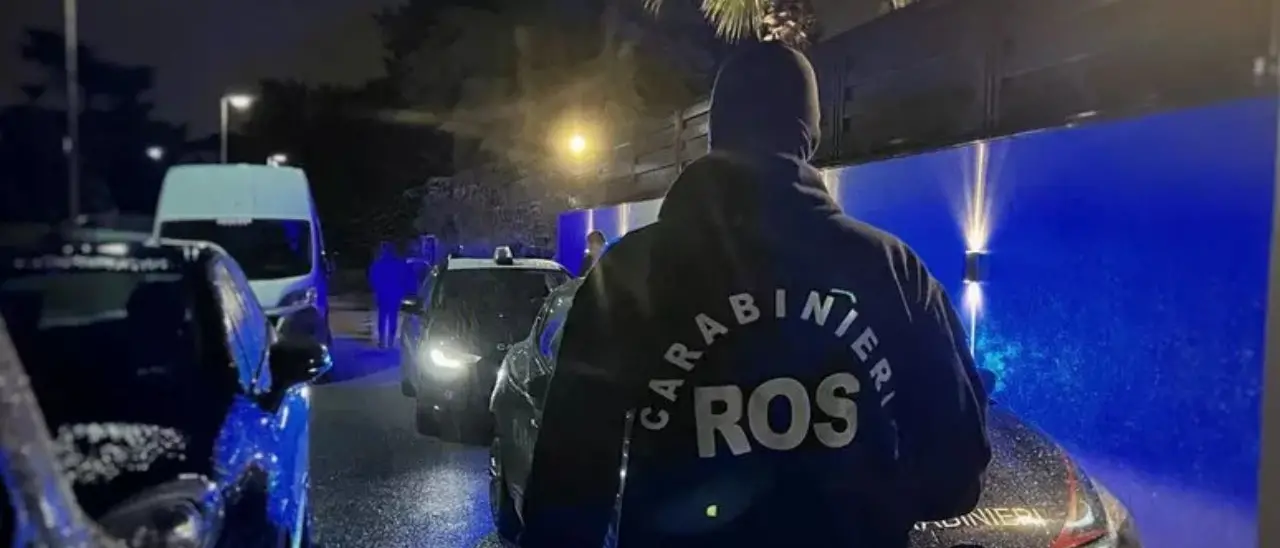 Scambio elettorale politico-mafioso, 25 arresti e sequestri nel Napoletano\n