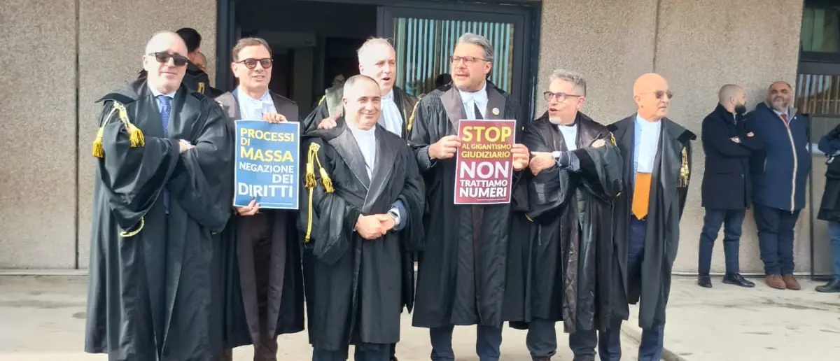 Rinascita-Scott, il processo d’appello inizia a Catania e gli avvocati calabresi lasciano l’aula per protesta\n