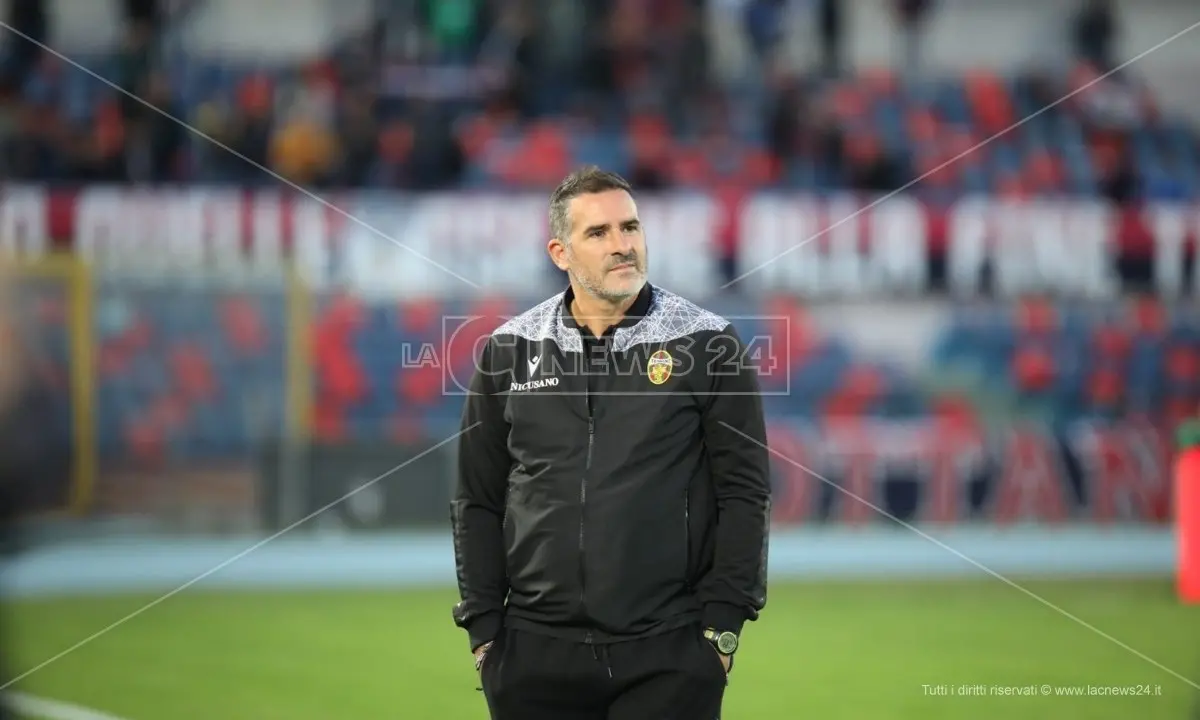 Cosenza calcio, per la panchina Lucarelli in stand-by: Alvini dirigerà l’allenamento di oggi pomeriggio\n