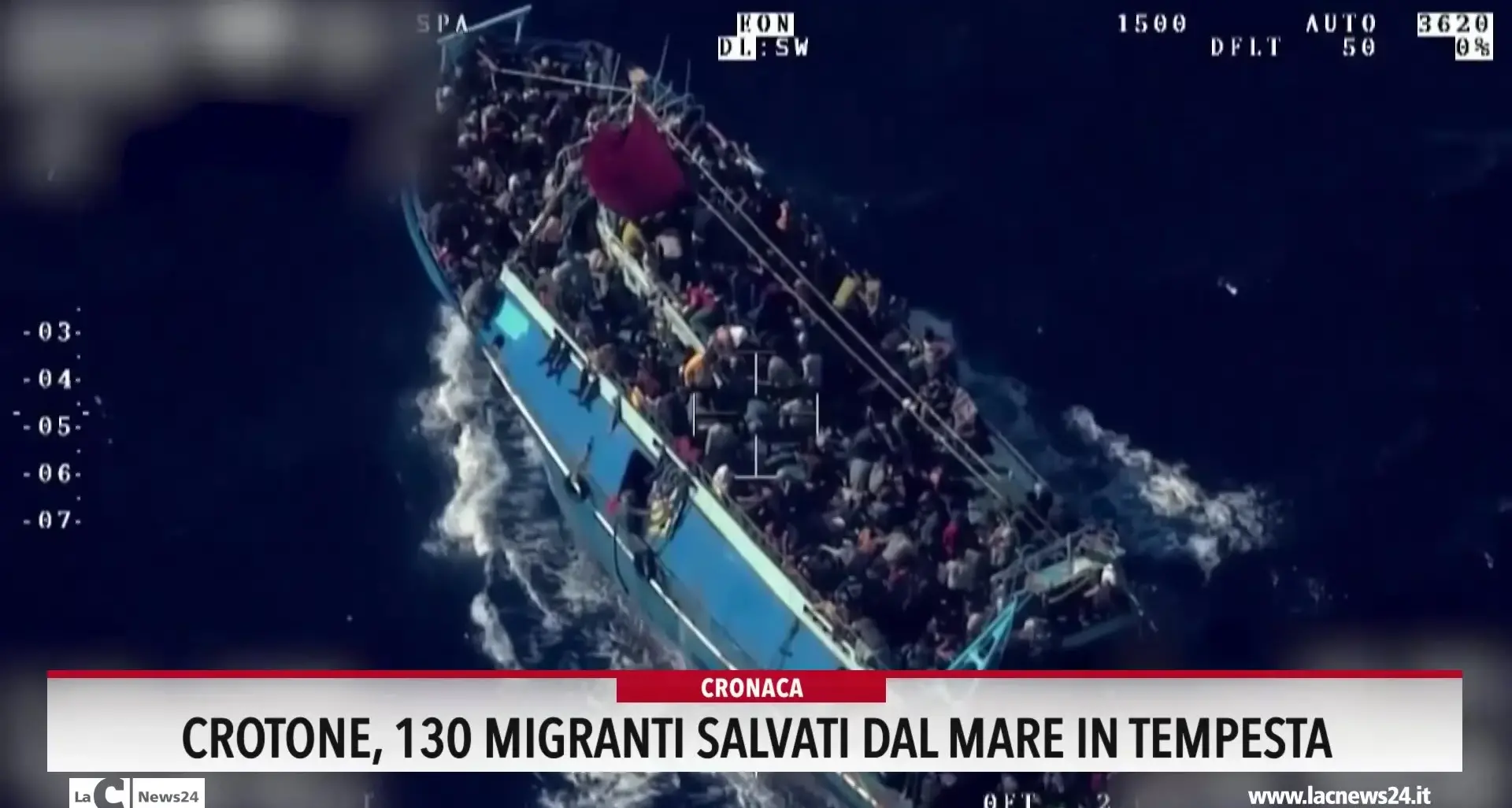 Crotone, 130 migranti salvati dal mare in tempesta