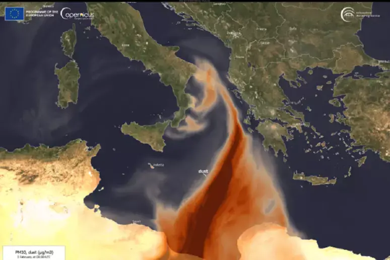 Sulla Calabria la sabbia del Sahara: ecco la foto scattata dai satelliti\n