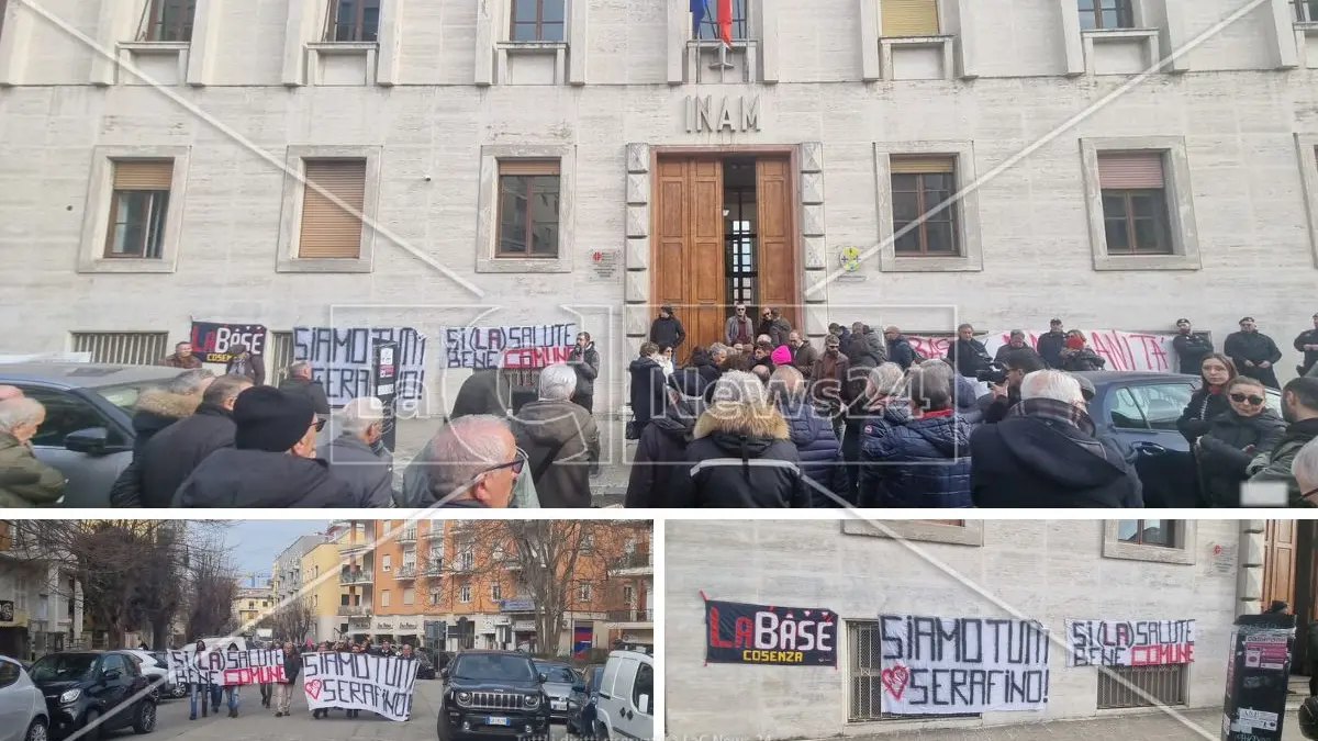 La morte di Serafino Congi è una ferita ancora aperta, la protesta arriva all’Asp di Cosenza: «Basta, vogliamo una sanità decente»