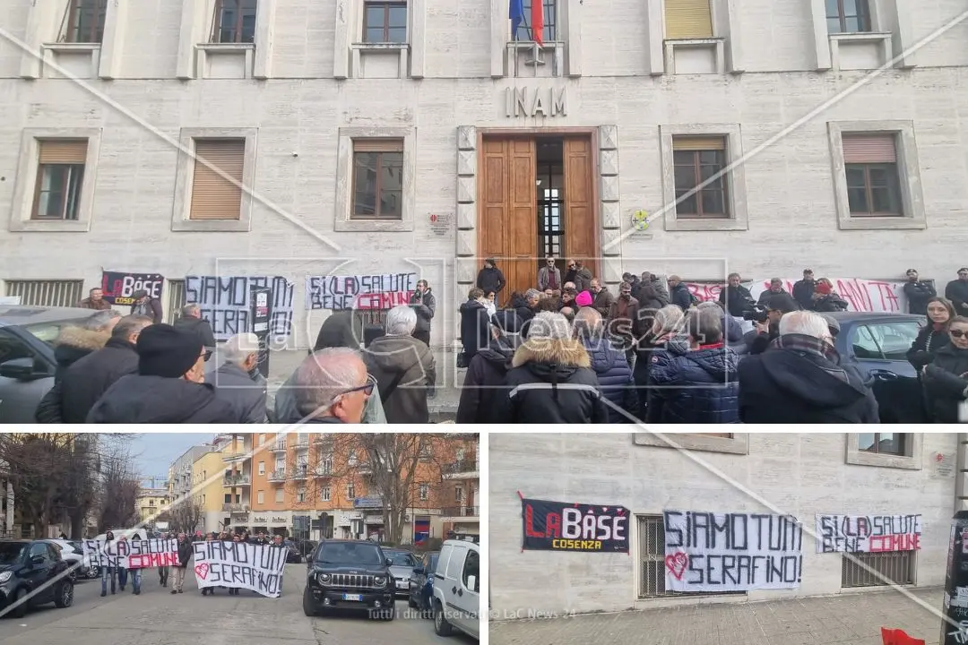 Alcuni momenti del sit-in \"Basta morti di malasanit\\u00E0\" all\\'Asp di Cosenza