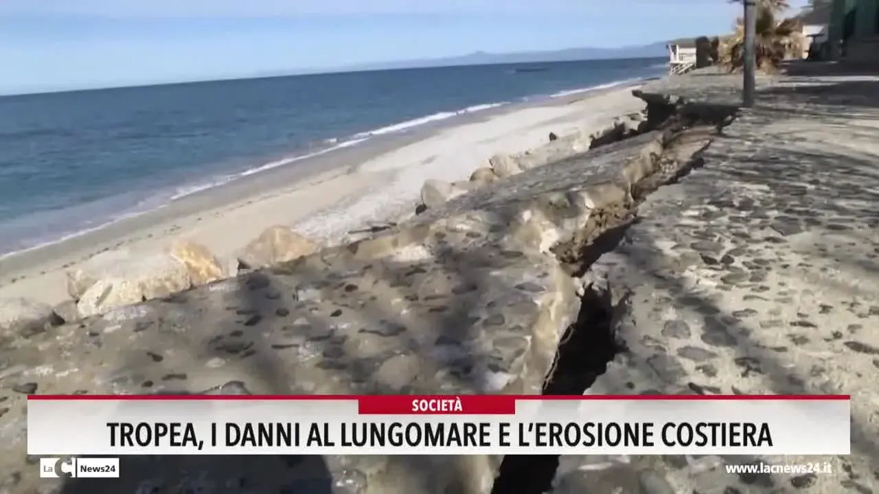 Tropea, i danni al lungomare e l'erosione costiera