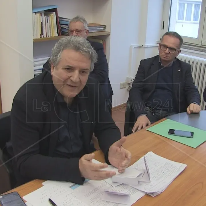 Sanità verso l’uscita del commissariamento con l’approvazione dei bilanci dell’Asp di Cosenza: «Cancellati\u00A0errori e anomalie del passato»\n