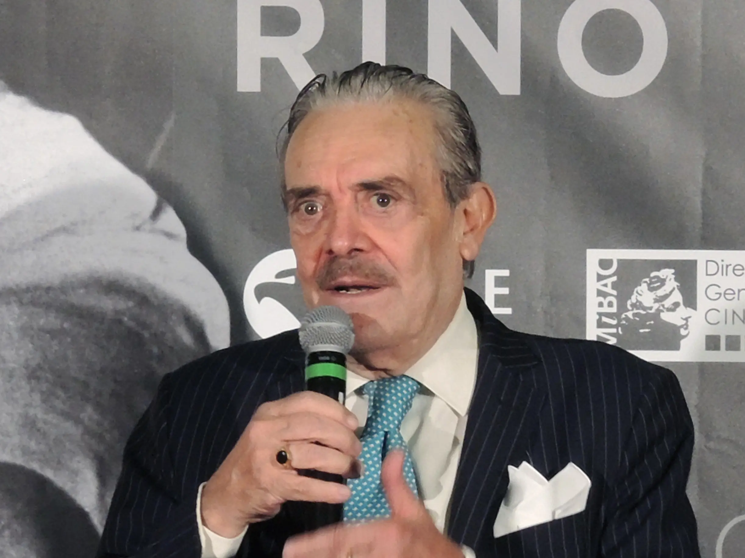 Dalla Calabria alla Dolce vita, il re dei paparazzi Rino Barillari compie 80 anni