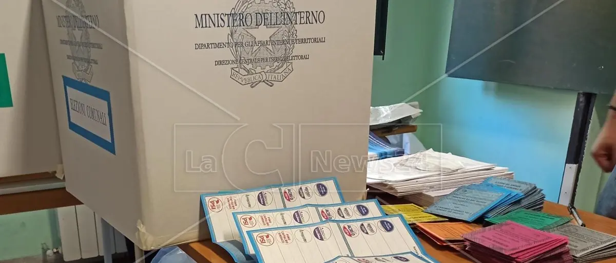 Amministrative a Lamezia, si sa soltanto che si voterà a maggio (l’11 e il 25): centrodestra e centrosinistra sono indecisi a tutto