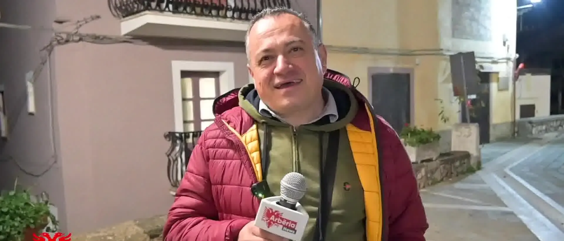 Un maestro arbëresh tra tradizione e innovazione: i suoi presepi da Lungro alle mostre regionali