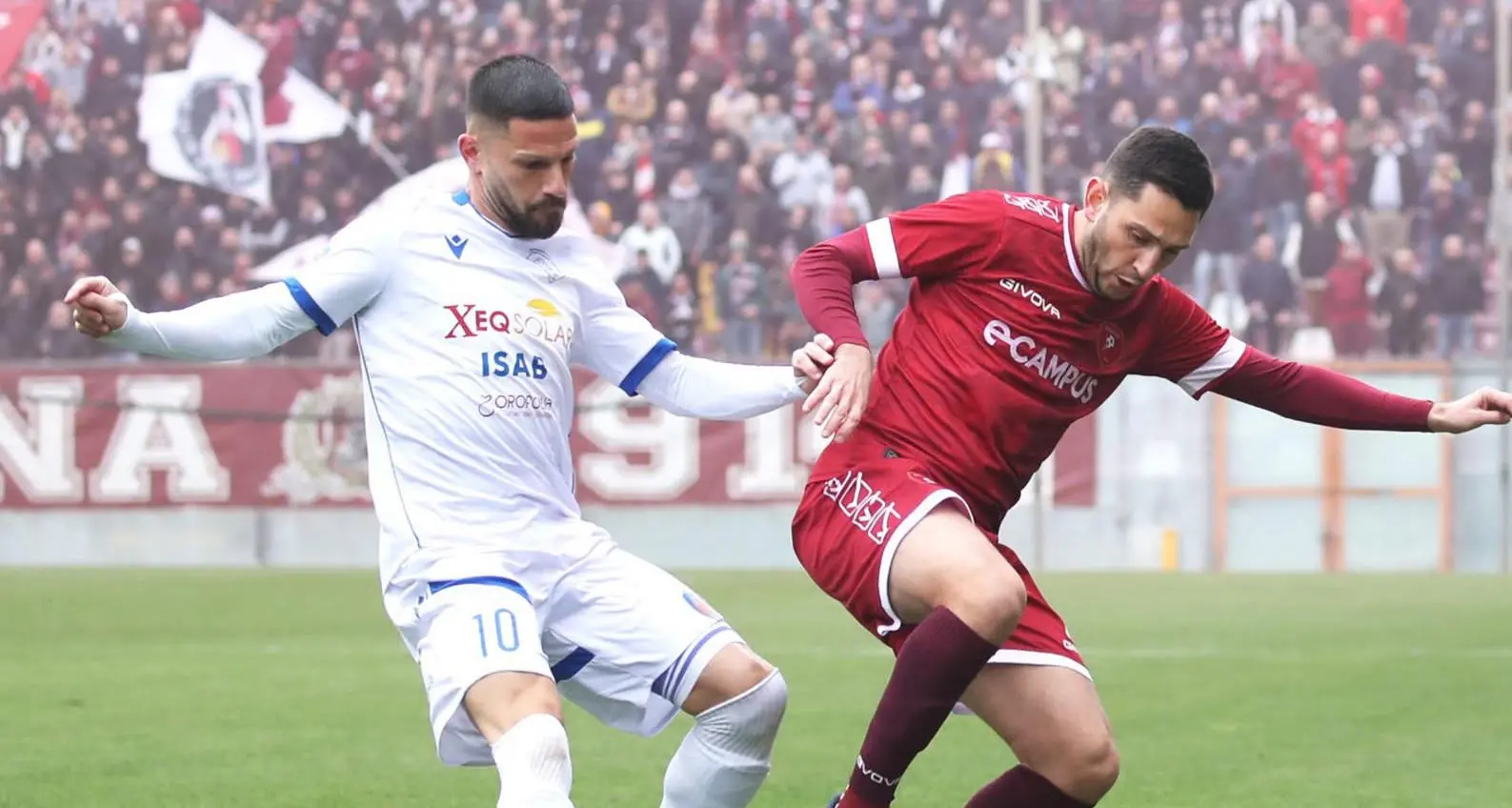 Calciomercato Dilettanti: diversi big in uscita da Siracusa, la Reggina saluta Martinez e valuta le prime mosse