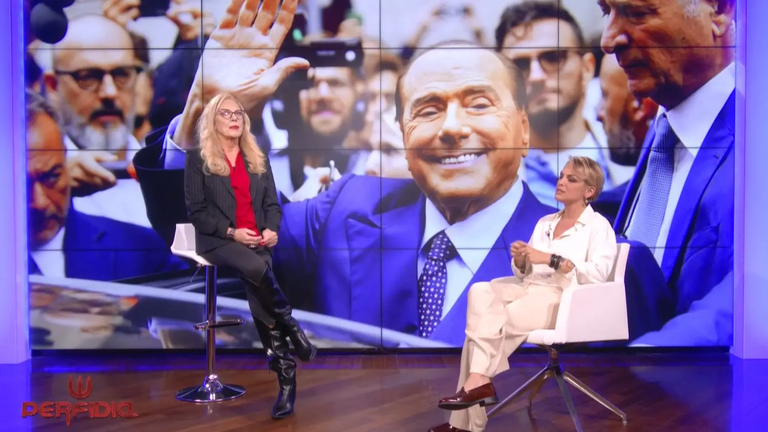 «Ho una proposta per Forza Italia...». Mi manda Silvio, Pascale e la leadership “grigia” di Tajani