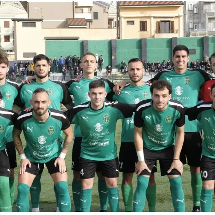 Eccellenza, la Palmese è invulnerabile. I neroverdi alzano il muro allo stadio d'Ippolito e bloccano la Vigor Lamezia sullo 0-0