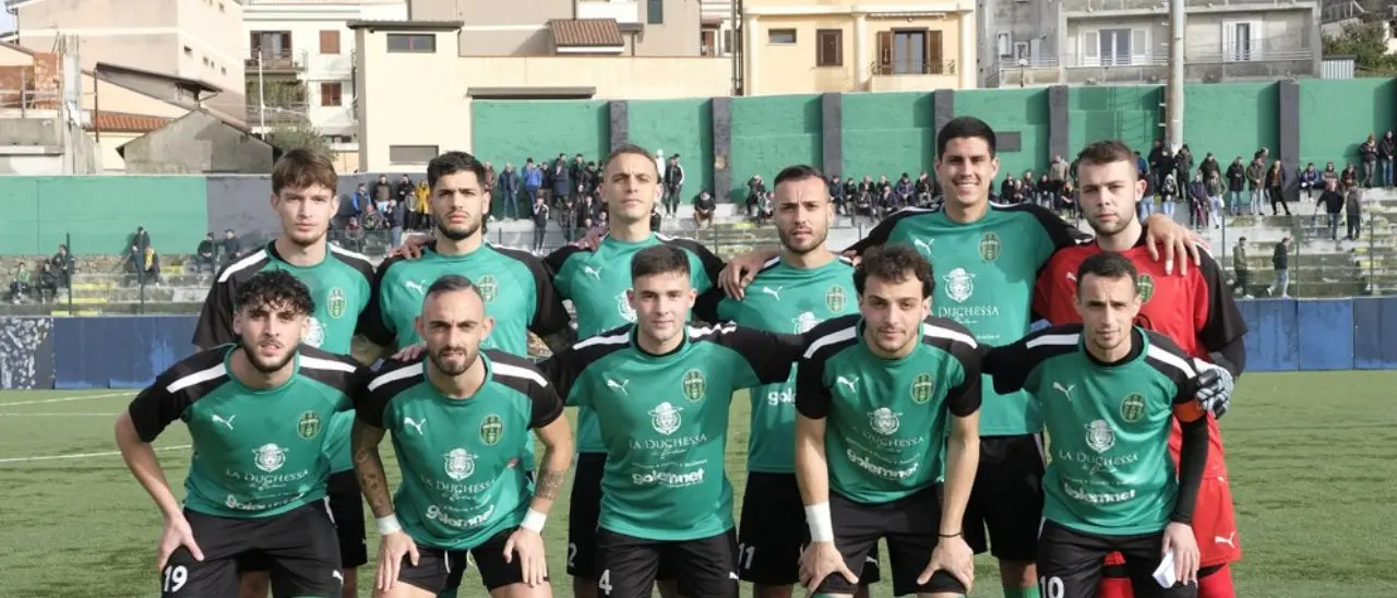 Eccellenza, la Palmese è invulnerabile. I neroverdi alzano il muro allo stadio d'Ippolito e bloccano la Vigor Lamezia sullo 0-0