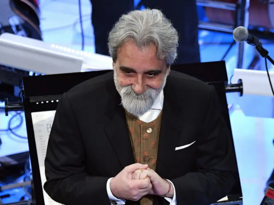 È morto Peppe Vessicchio, il direttore d’orchestra più amato d’Italia