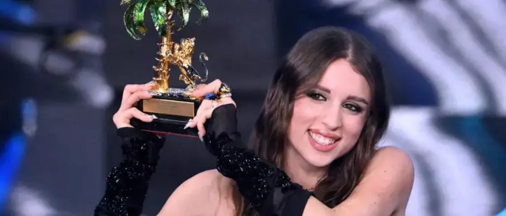 Angelina Mango rompe il silenzio: «Tiferò per tutti i miei amici a Sanremo»\n