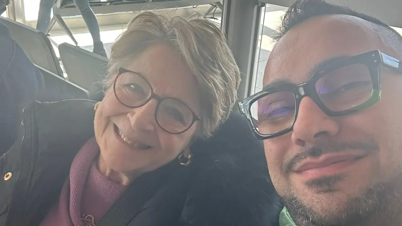 “Mammarella Sas” vola a Sanremo per sostenere Brunori: «Non potevo mancare, sarà emozionante»