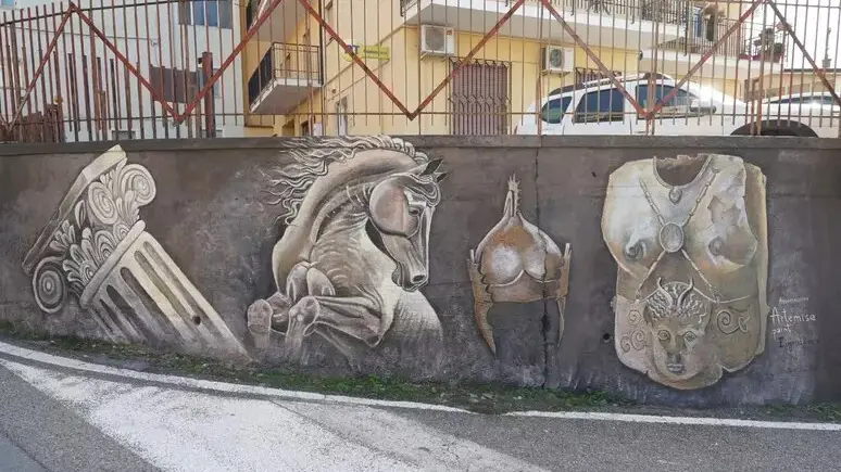 <p>Un murales a&nbsp;Marcellina&nbsp;</p>\\n