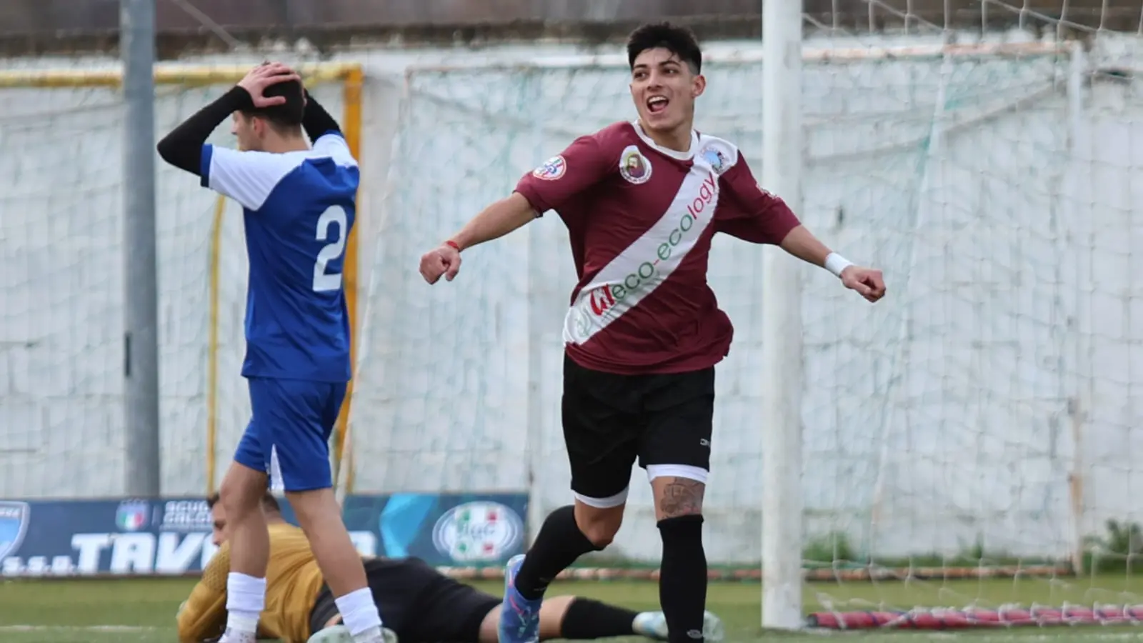 <p>L&#39;argentino Vico Santiago subito protagonista in Calabria (foto Polverazzi)</p>\\n