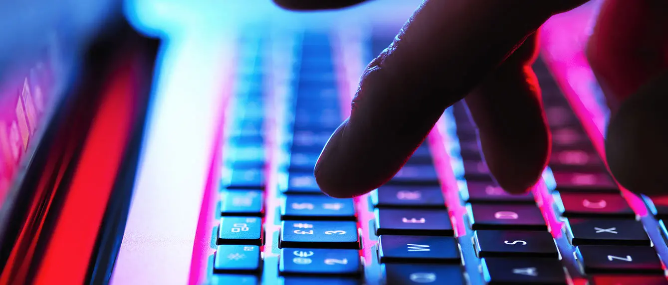 Attacco hacker o caos digitale? Sanremo alle prese con i deepfake musicali\n