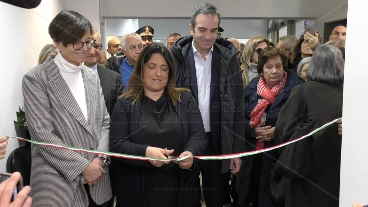 Inaugurata\u00A0a Catanzaro la nuova sede dell’Istituto di Bioimmagini: a\u00A0Villa Bianca la risonanza magnetica 3 tesla\n