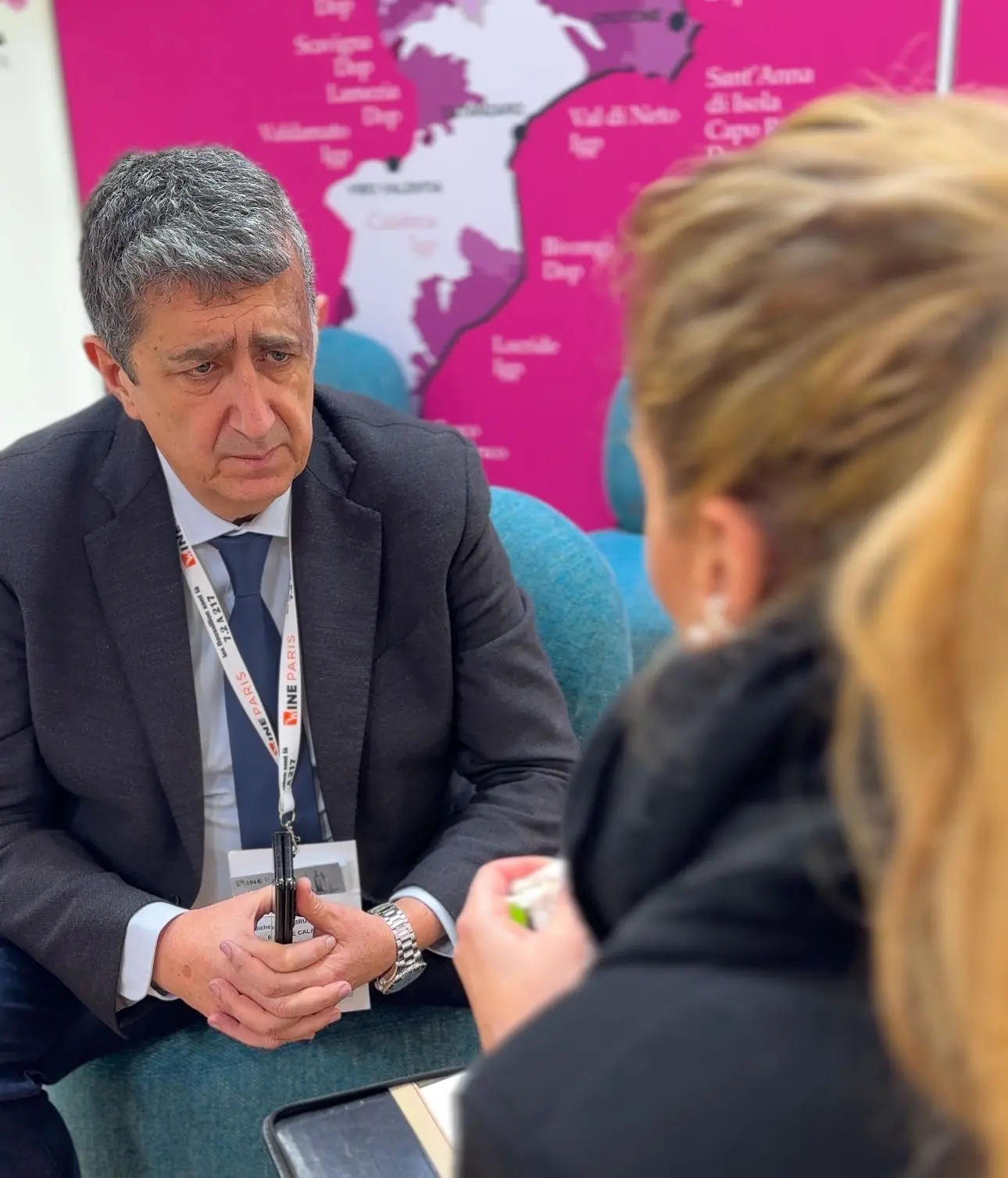 La Calabria brilla al Wine Paris: i vini regionali conquistano la scena internazionale. Bruno Bossio (Arsac): «Soddisfatti dei risultati»