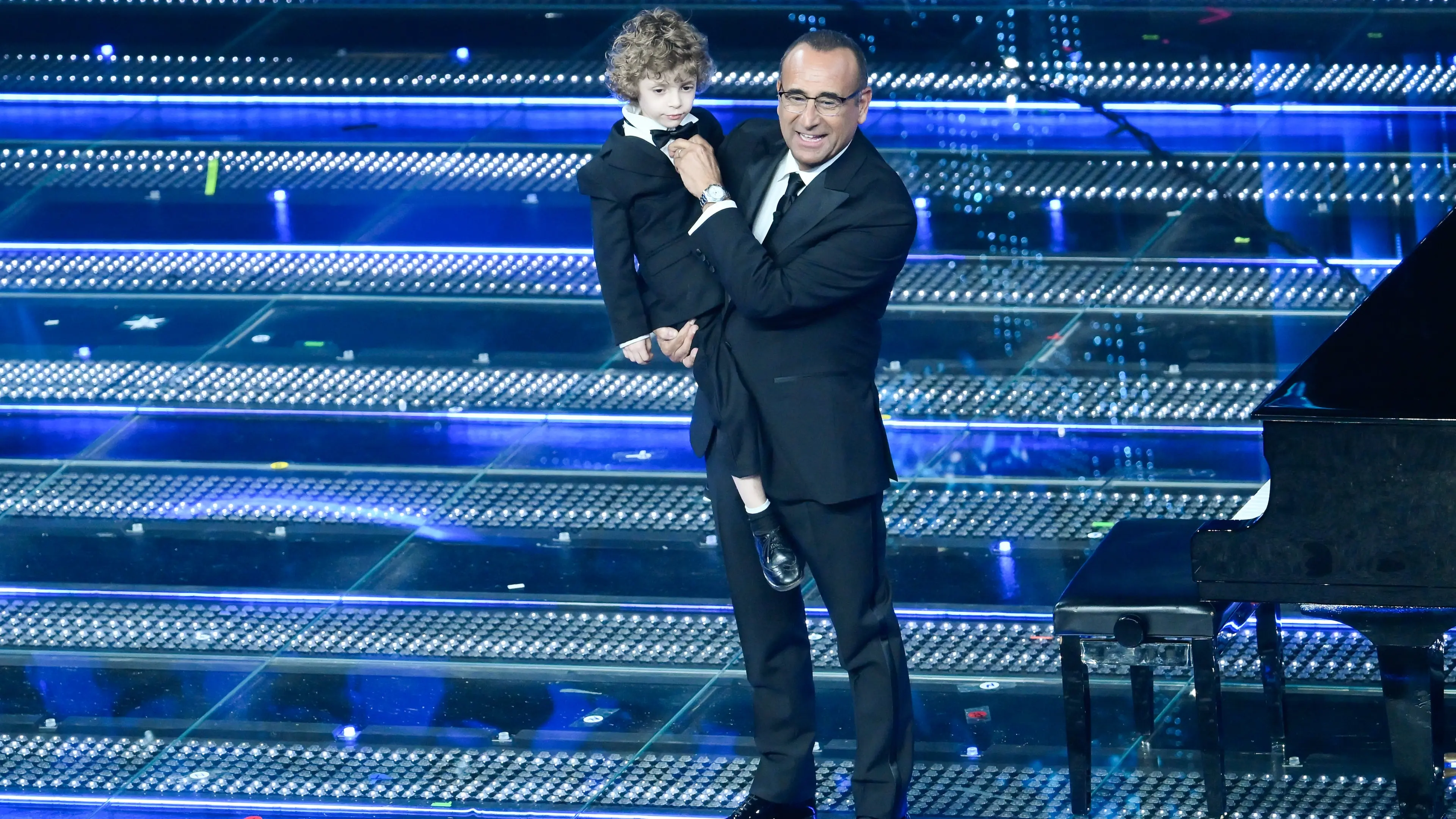 Sanremo, 75\\u00B0 Festival della Canzone Italiana 2025 - Seconda Serata. Nella Foto: CARLO CONTI, Alessandro Gervasi, Francesco Del Gaudio , Pool Sanremo 01