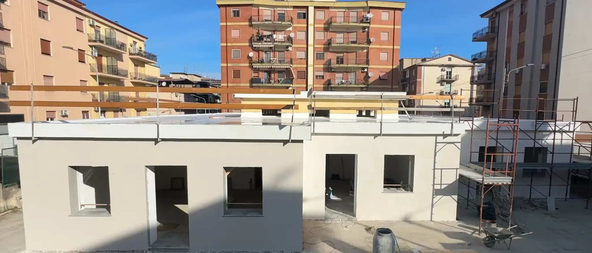 Corigliano Rossano, luci e ombre nelle scuole. L’assessore Pistoia: «Molti istituti sono vecchi e necessitano di rigenerazione»\n