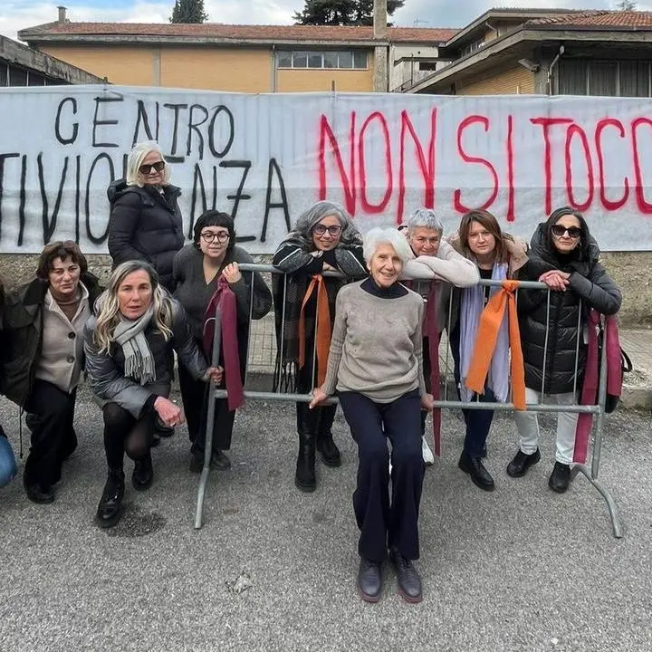 Cosenza, il Centro antiviolenza Lanzino potrà proseguire le attività: «Ricevute rassicurazioni da Occhiuto»\n