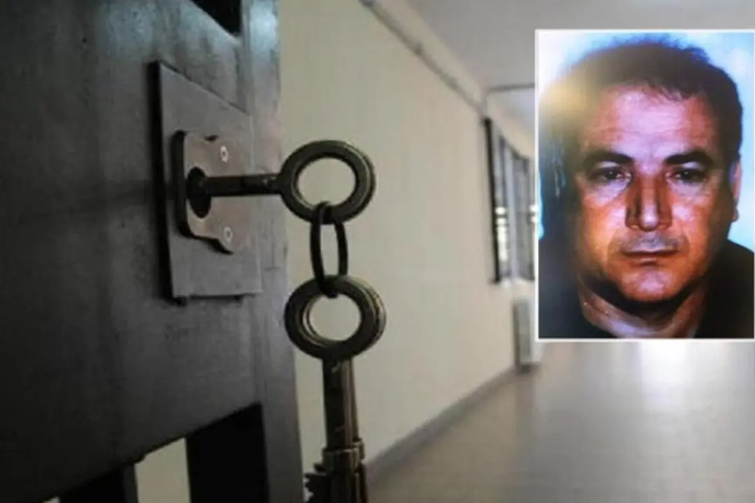 <p>Nel riquadro, il boss Giuseppe Mancuso</p>\\n