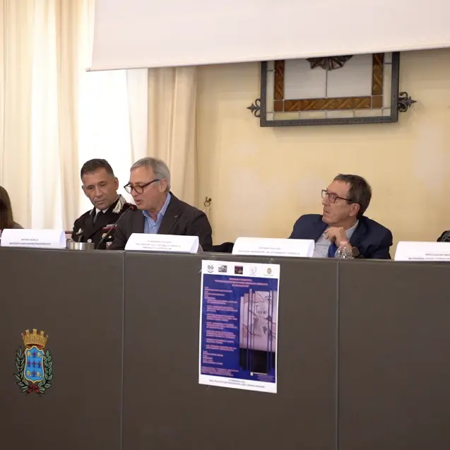 Violenza di genere e vittimizzazione secondaria,\u00A0a Corigliano Rossano esperti a confronto: «Evitare altre sofferenze a chi denuncia»