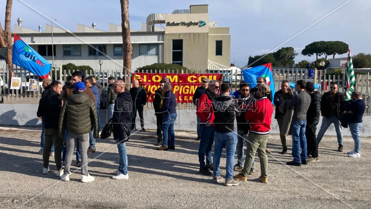 I metalmeccanici tornano a\u00A0scioperare\u00A0anche in Calabria, sit in a Vibo: «Uniti per il rinnovo del contratto nazionale»