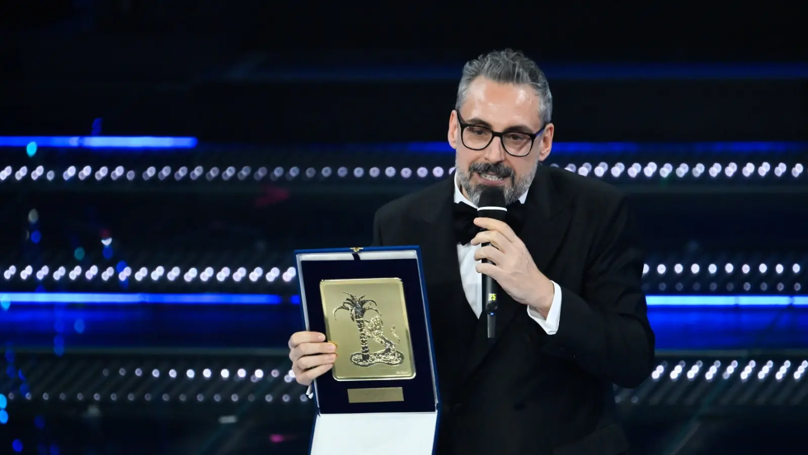 Sanremo 2025, terzo posto per Brunori. Vince Olly, secondo Lucio Corsi