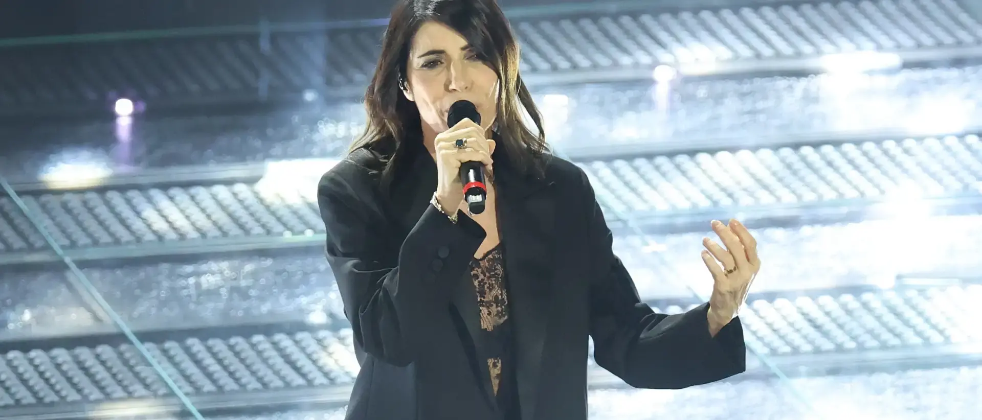 «Giorgia ha copiato da Dalla», terremoto sfiorato a Sanremo ma l’artista si difende: «È un omaggio poetico»\n