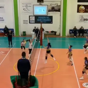 Volley, ragazze in forma per la Coppa Calabria: Cirò, Pizzo, Todosport e Paola accedono in final four